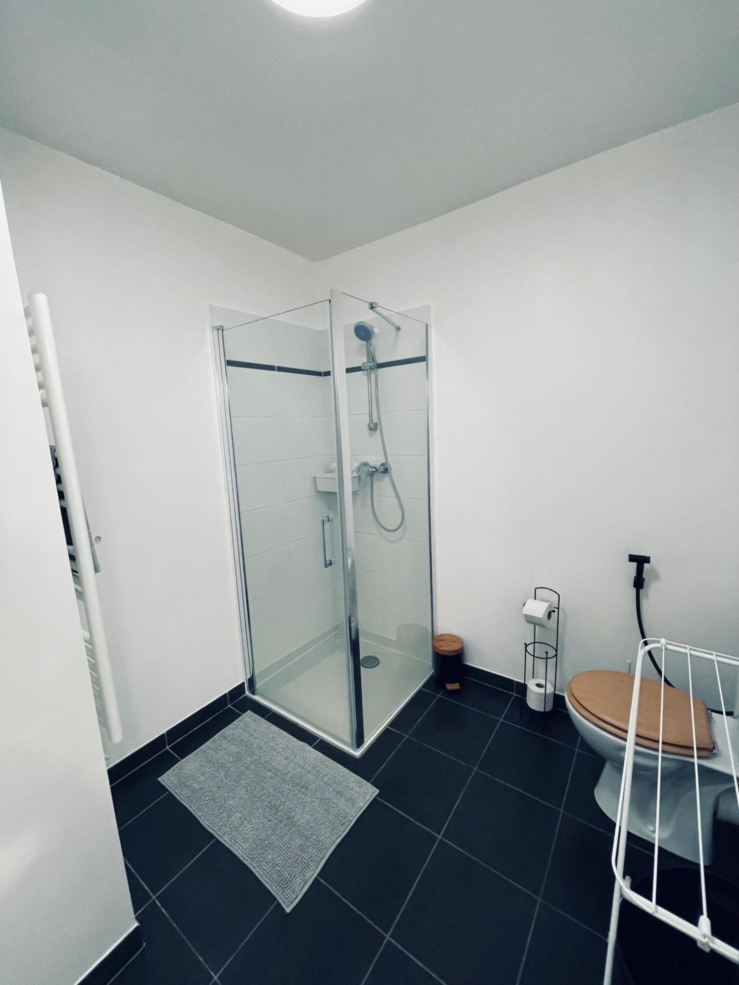 Appartement Lahcen Thorigny-sur-Marne Екстериор снимка